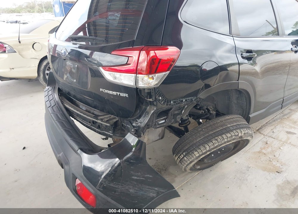2019 SUBARU FORESTER VIN: JF2SKAAC2KH430202