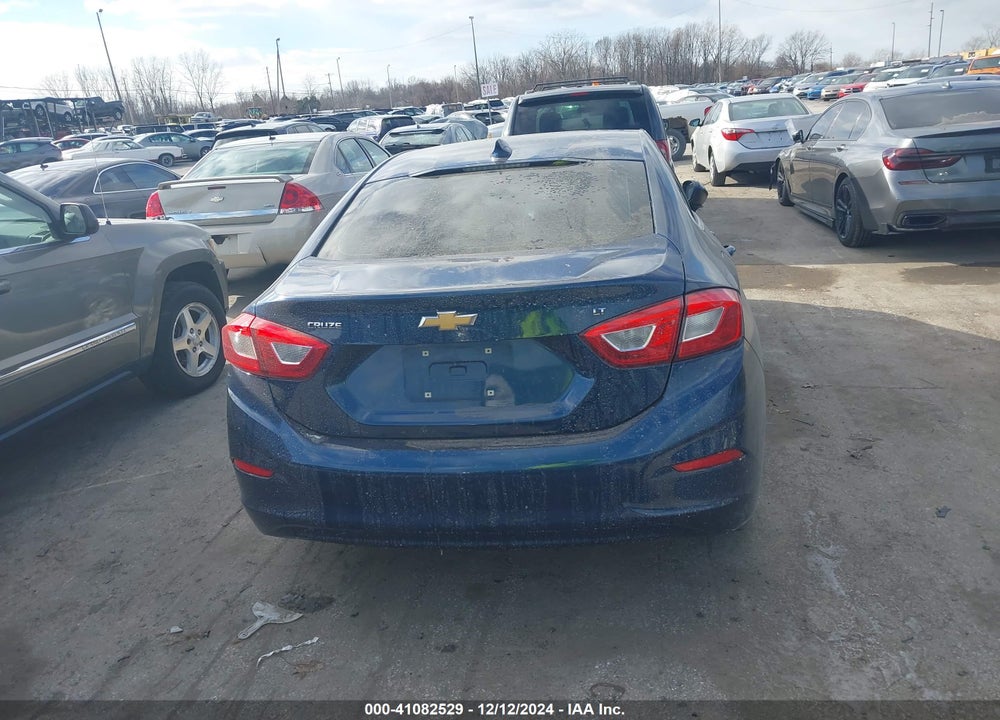 2019 CHEVROLET CRUZE LT VIN: 1G1BE5SM1K7103924