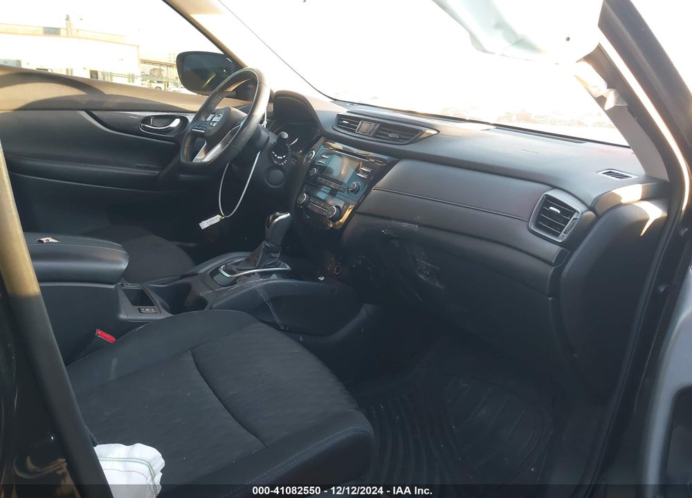 2017 NISSAN ROGUE SV VIN: 5N1AT2MN6HC761165