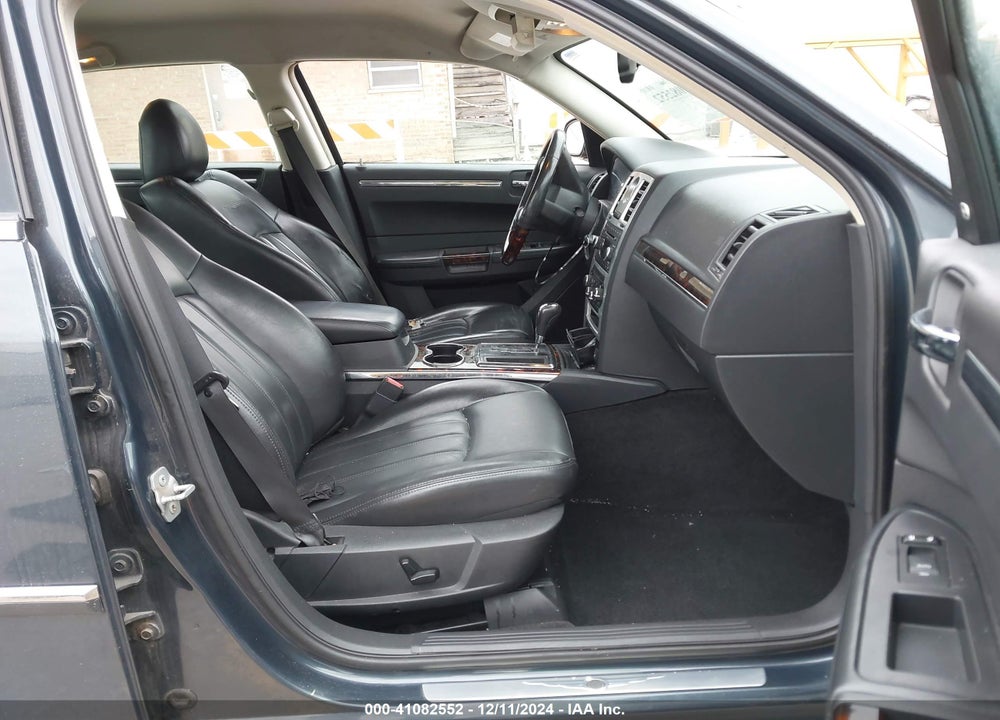 2008 CHRYSLER 300C HEMI VIN: 2C3KA63H28H210122