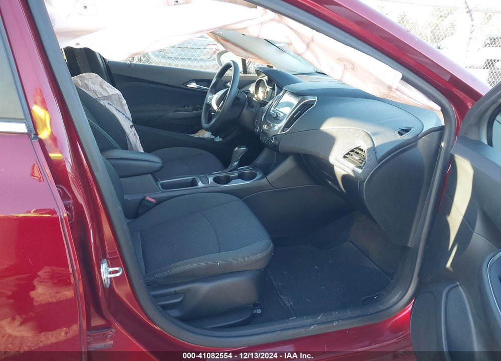 2018 CHEVROLET CRUZE LT AUTO VIN: 1G1BE5SM6J7110446
