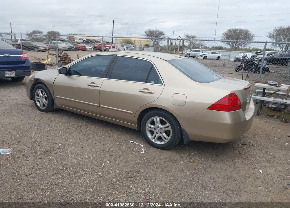 2007 HONDA ACCORD 2.4 EX VIN: 1HGCM56867A028600