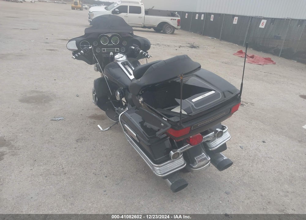 2008 HARLEY-DAVIDSON FLHTCUI VIN: 1HD1FC4168Y686905