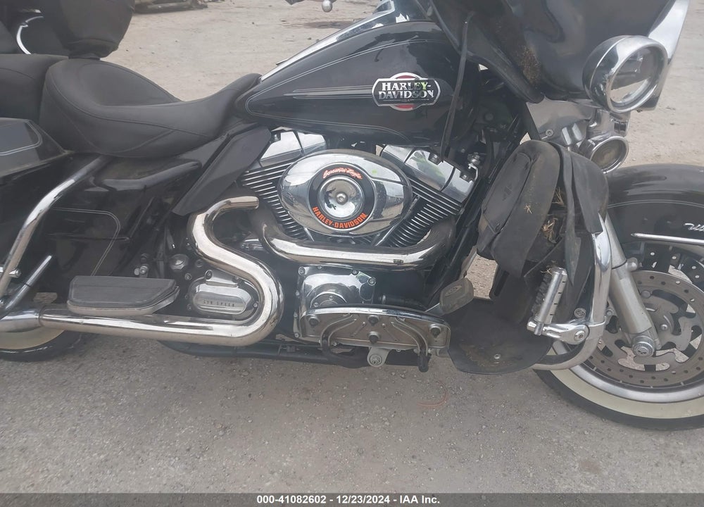 2008 HARLEY-DAVIDSON FLHTCUI VIN: 1HD1FC4168Y686905