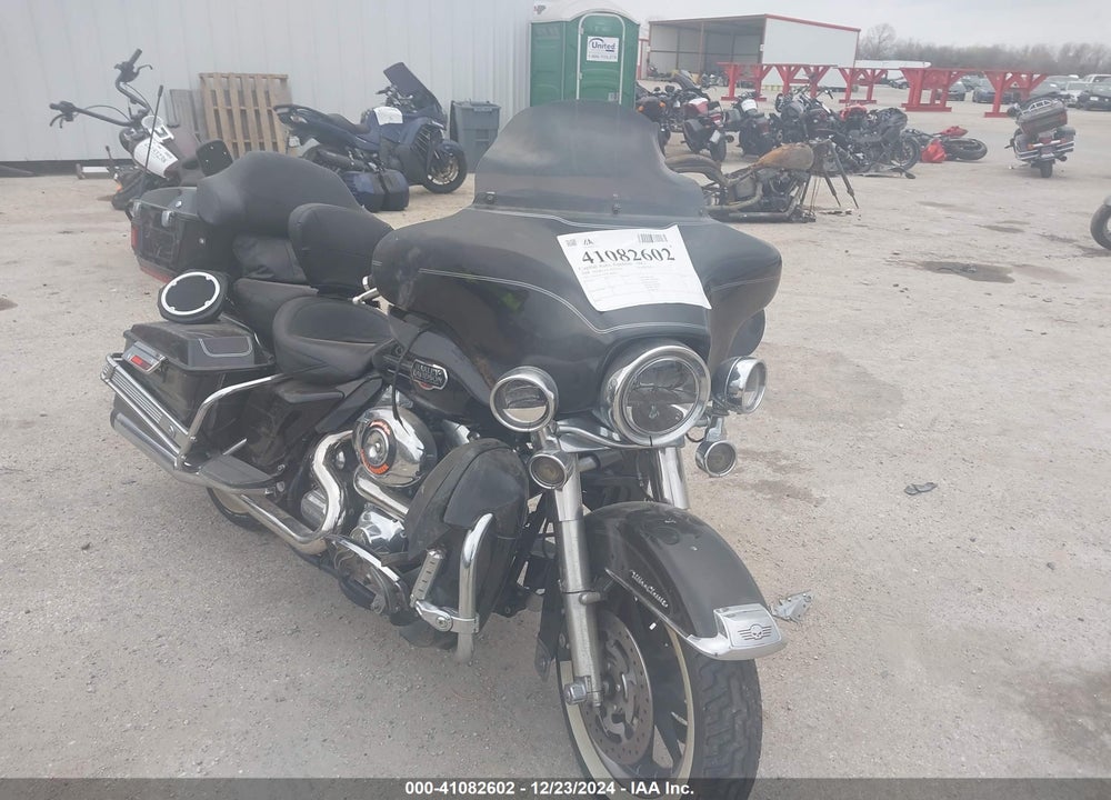 2008 HARLEY-DAVIDSON FLHTCUI VIN: 1HD1FC4168Y686905