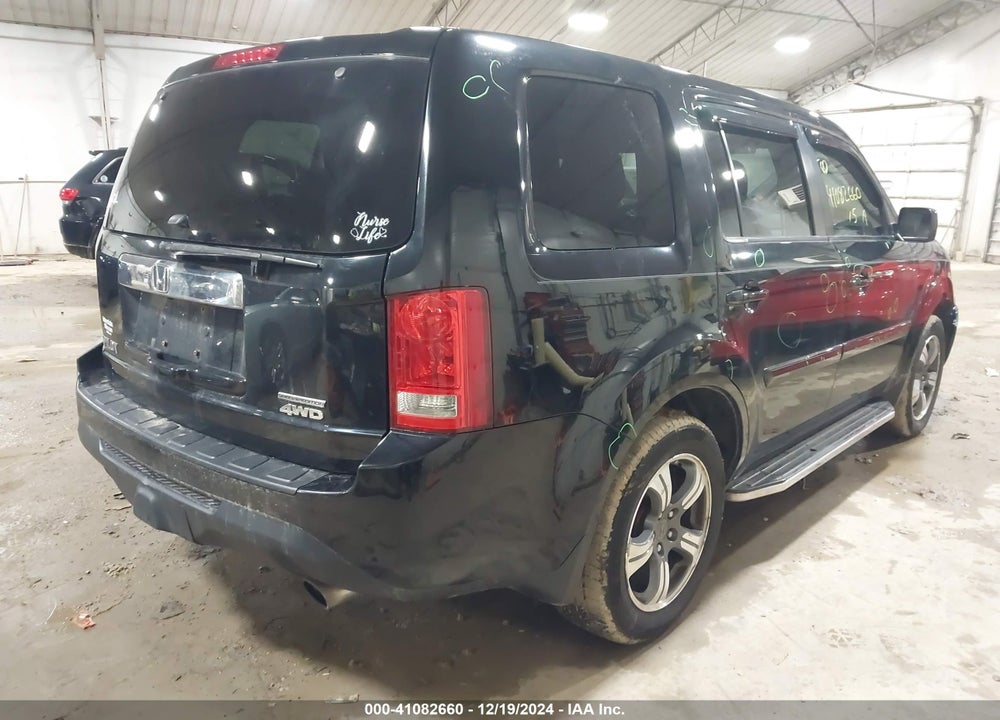 2015 HONDA PILOT SE VIN: 5FNYF4H3XFB015140