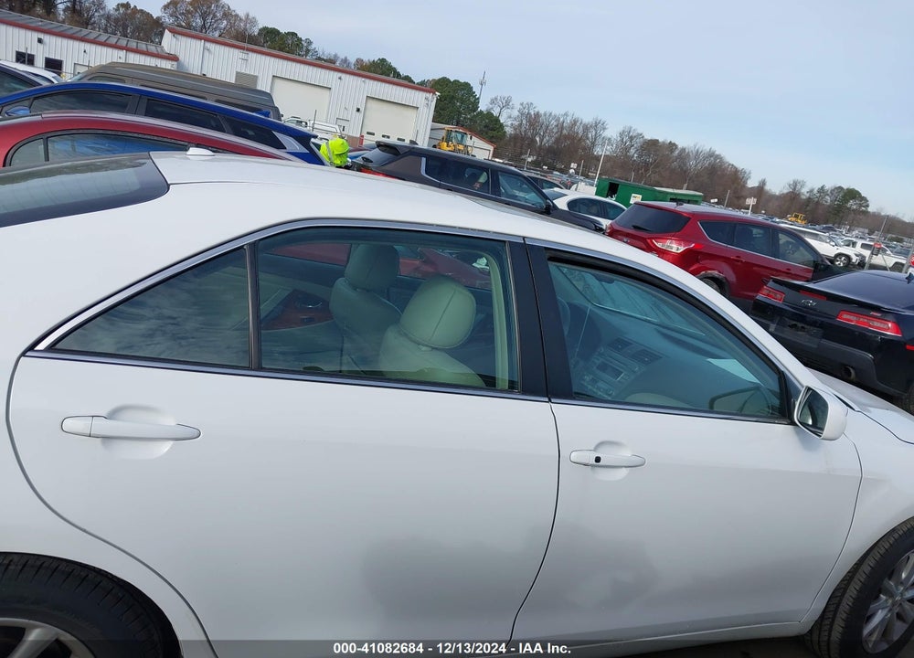 2011 TOYOTA CAMRY XLE V6 VIN: 4T1BK3EK7BU624741