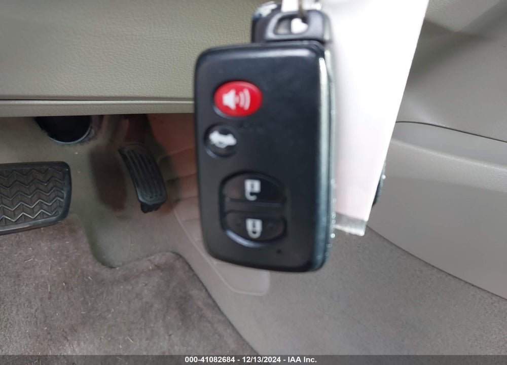 2011 TOYOTA CAMRY XLE V6 VIN: 4T1BK3EK7BU624741