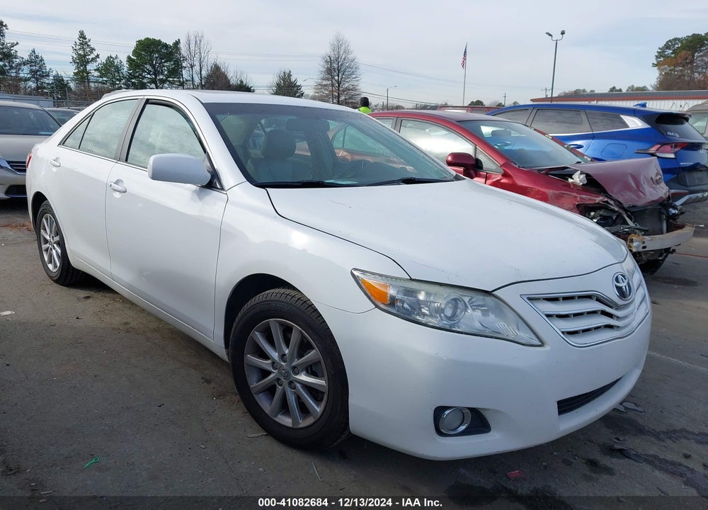 2011 TOYOTA CAMRY XLE V6 VIN: 4T1BK3EK7BU624741
