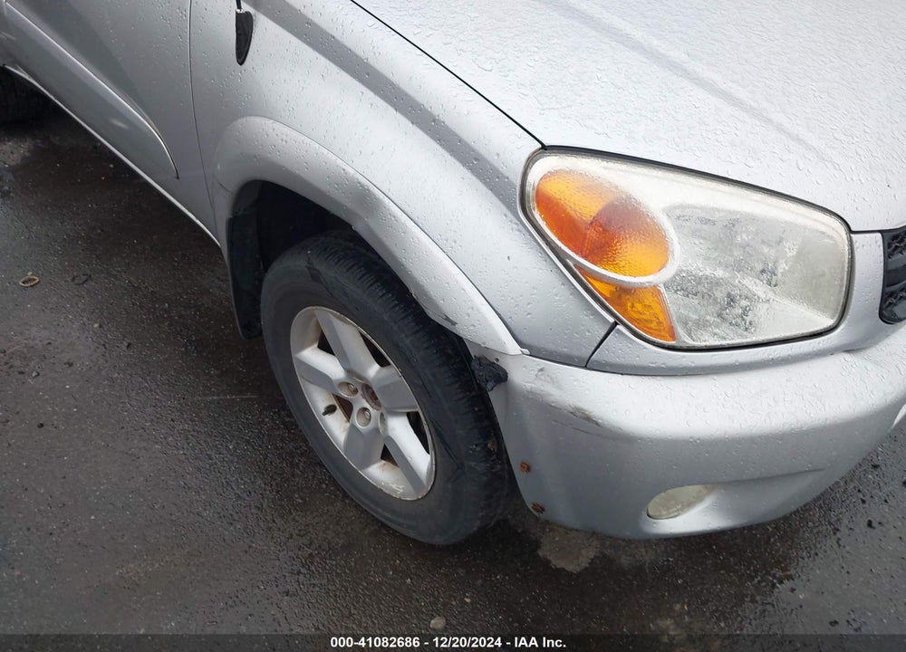 2005 TOYOTA RAV4 VIN: JTEHD20V656047323