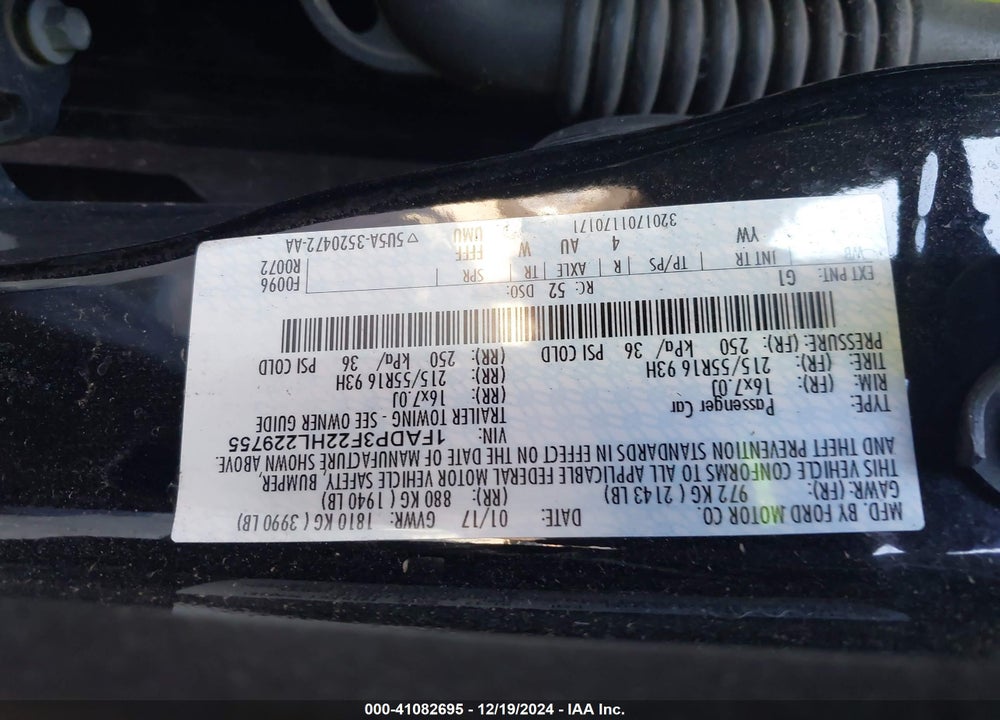 2017 FORD FOCUS SE VIN: 1FADP3F22HL229755