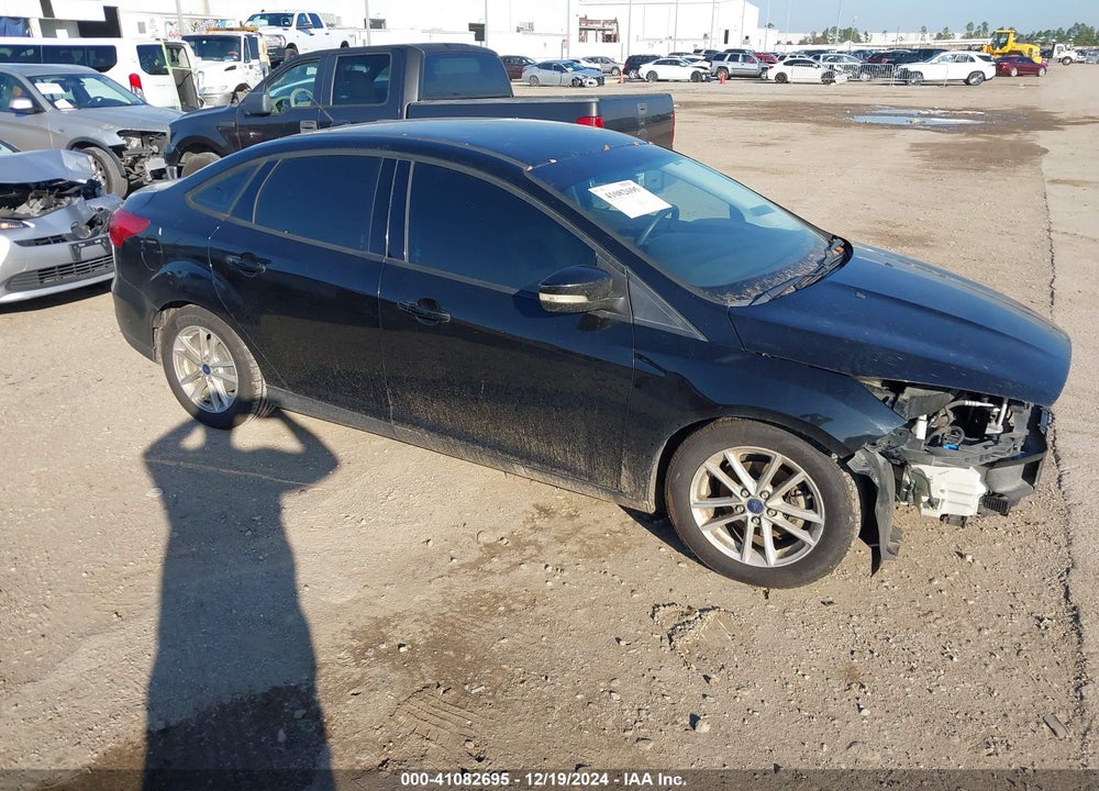2017 FORD FOCUS SE VIN: 1FADP3F22HL229755