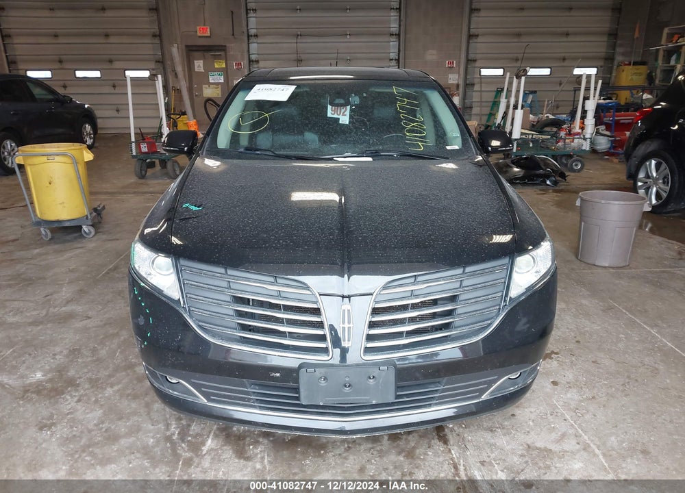 2019 LINCOLN MKT RESERVE VIN: 2LMHJ5AT4KBL03211