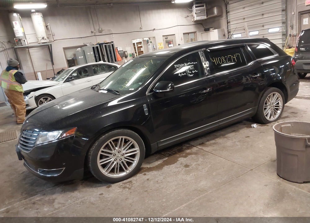 2019 LINCOLN MKT RESERVE VIN: 2LMHJ5AT4KBL03211