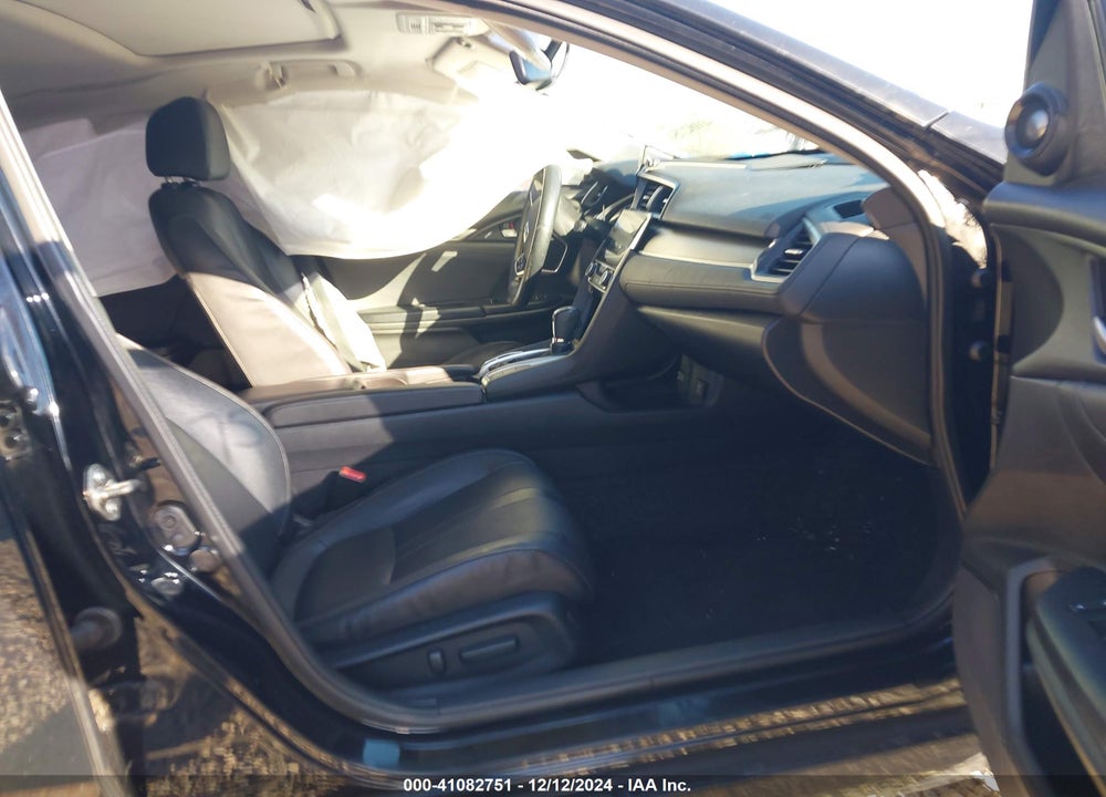 2016 HONDA CIVIC VIN: 19XFC1F95GE028875