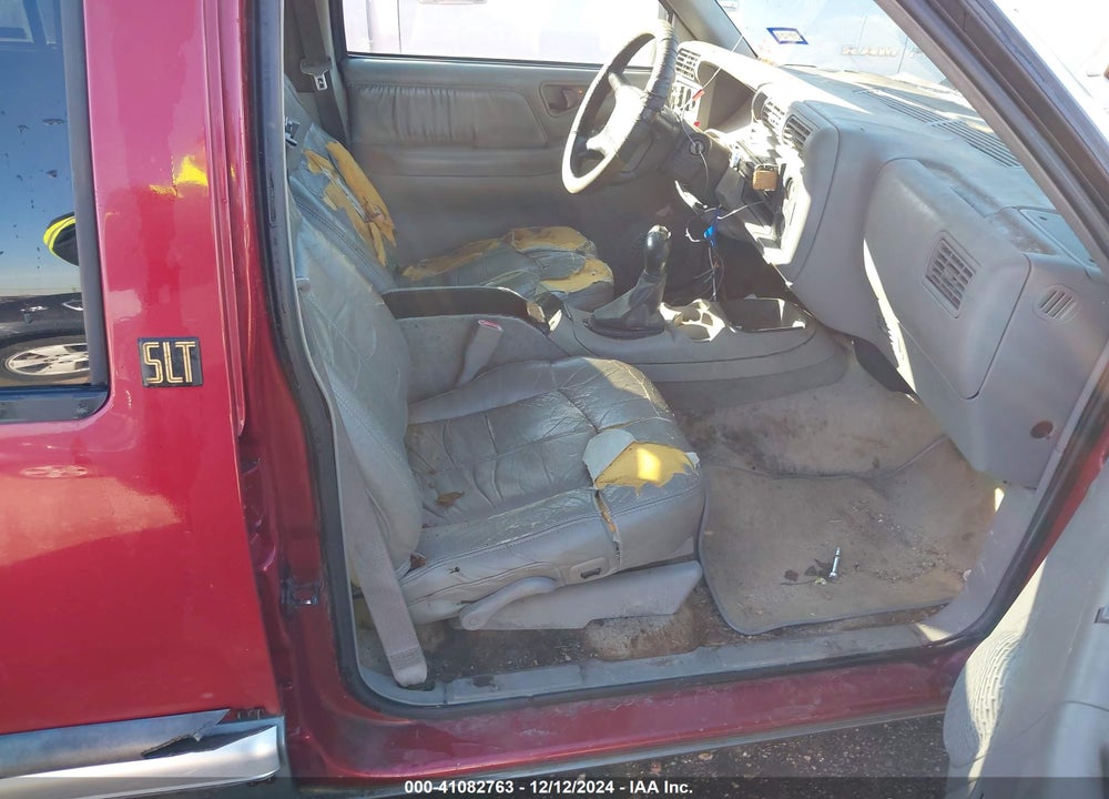 1997 GMC JIMMY SLT VIN: 1GKCS13W5V2557614