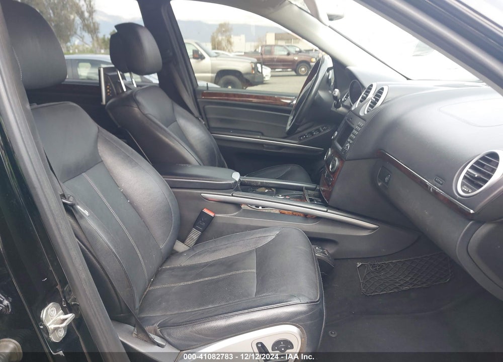 2011 MERCEDES-BENZ GL 550 4MATIC VIN: 4JGBF8GEXBA737397
