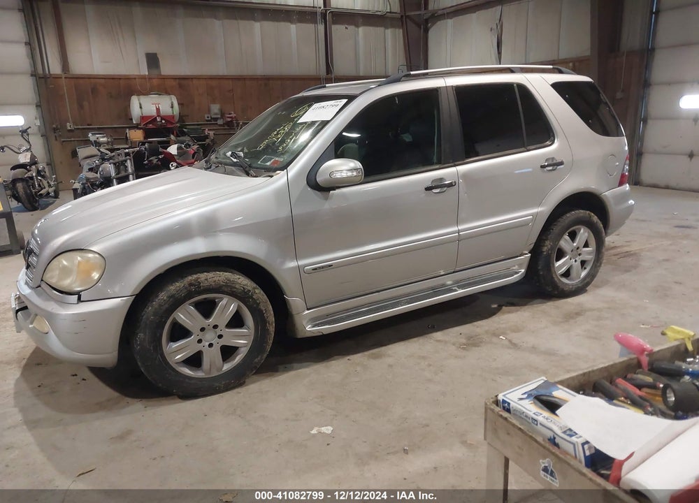 2005 MERCEDES-BENZ ML 350 4MATIC VIN: 4JGAB57E95A565907