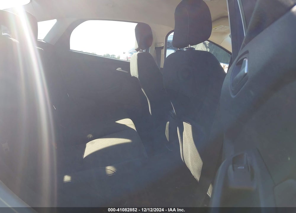 2018 FORD FOCUS SE VIN: 1FADP3F25JL250217