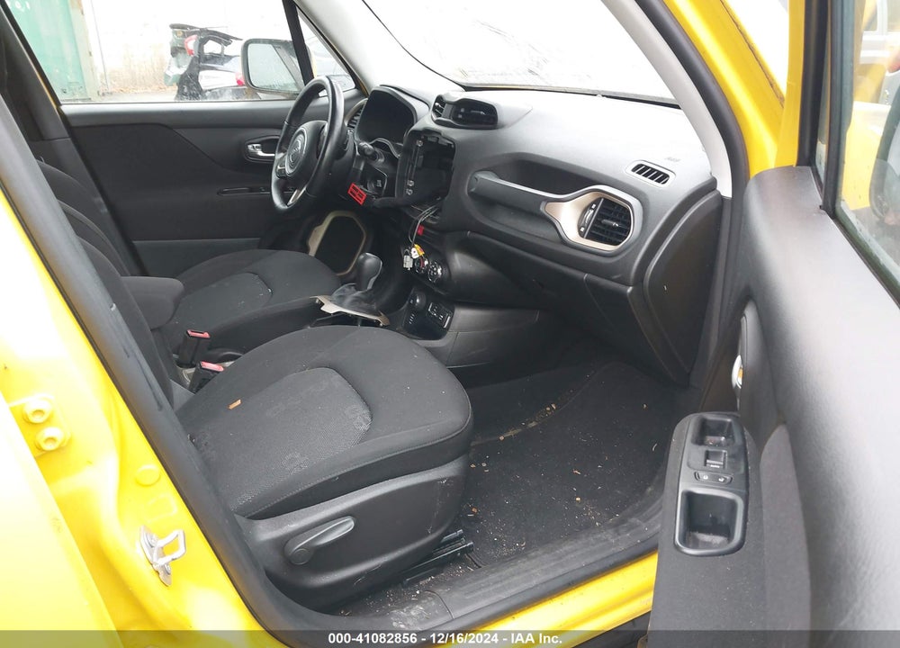 2016 JEEP RENEGADE LATITUDE VIN: ZACCJBBT0GPD61441