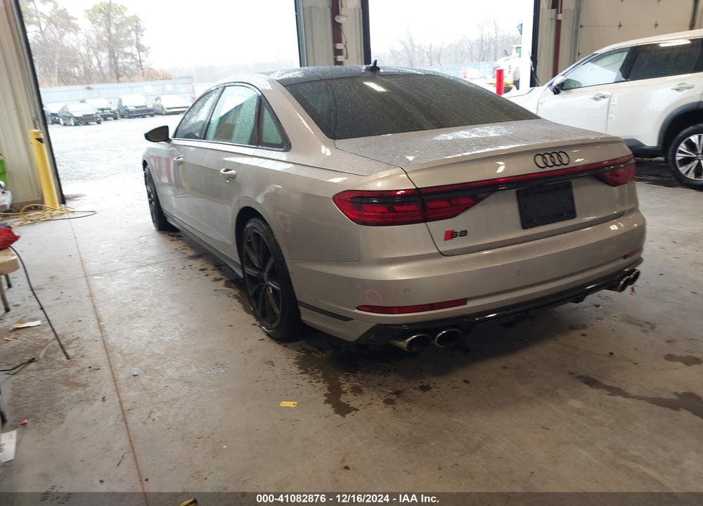 2022 AUDI S8 TFSI QUATTRO TIPTRONIC VIN: WAULSAF8XNN002582
