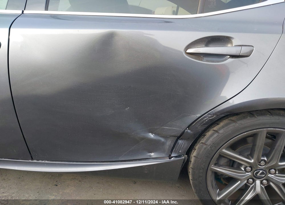 2016 LEXUS IS 200T VIN: JTHBA1D27G5017722