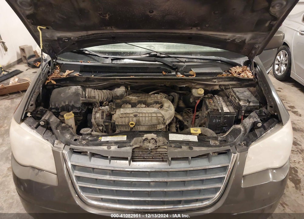 2010 CHRYSLER TOWN & COUNTRY TOURING VIN: 2A4RR5DX6AR443028