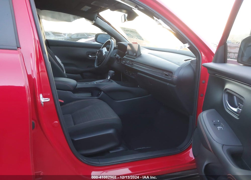 2024 HONDA HR-V AWD SPORT/AWD SPORT W/O BSI VIN: 3CZRZ2H55RM758204