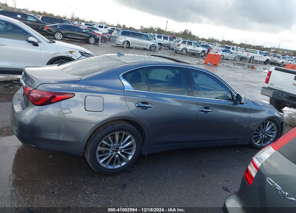 2019 INFINITI Q50 3.0T LUXE VIN: JN1EV7AP9KM542577