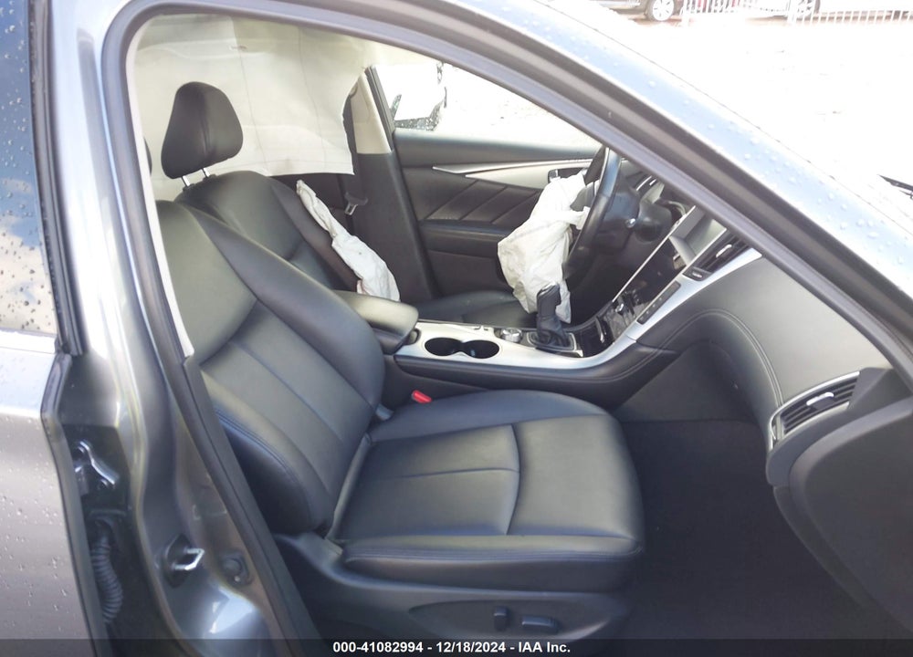 2019 INFINITI Q50 3.0T LUXE VIN: JN1EV7AP9KM542577