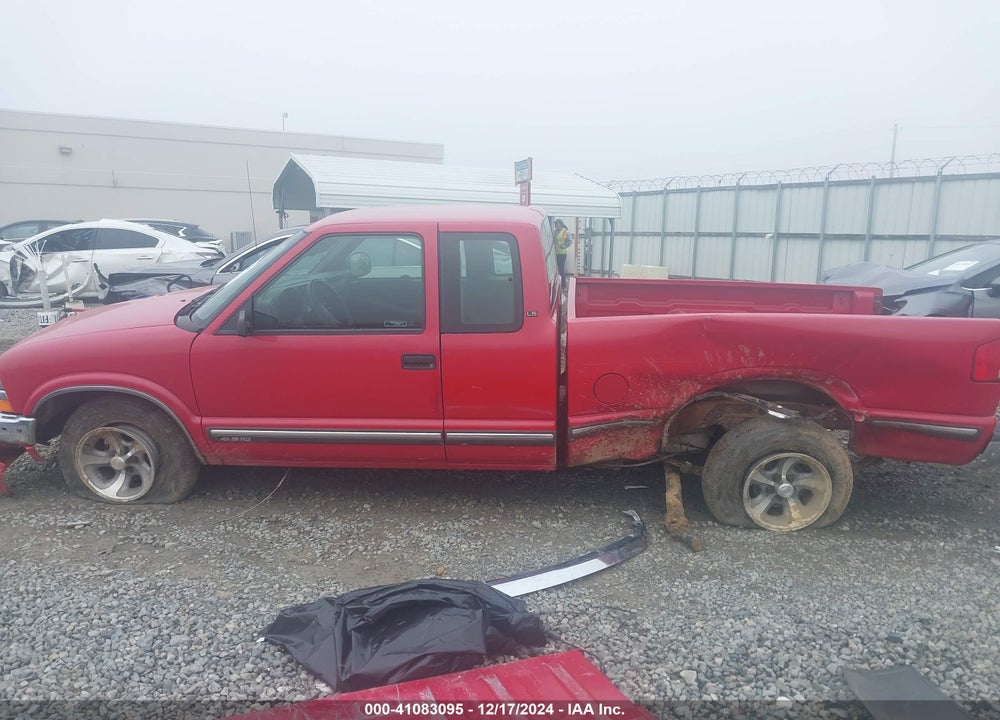 1998 CHEVROLET S-10 LS FLEETSIDE VIN: 1GCCS19X8W8191724