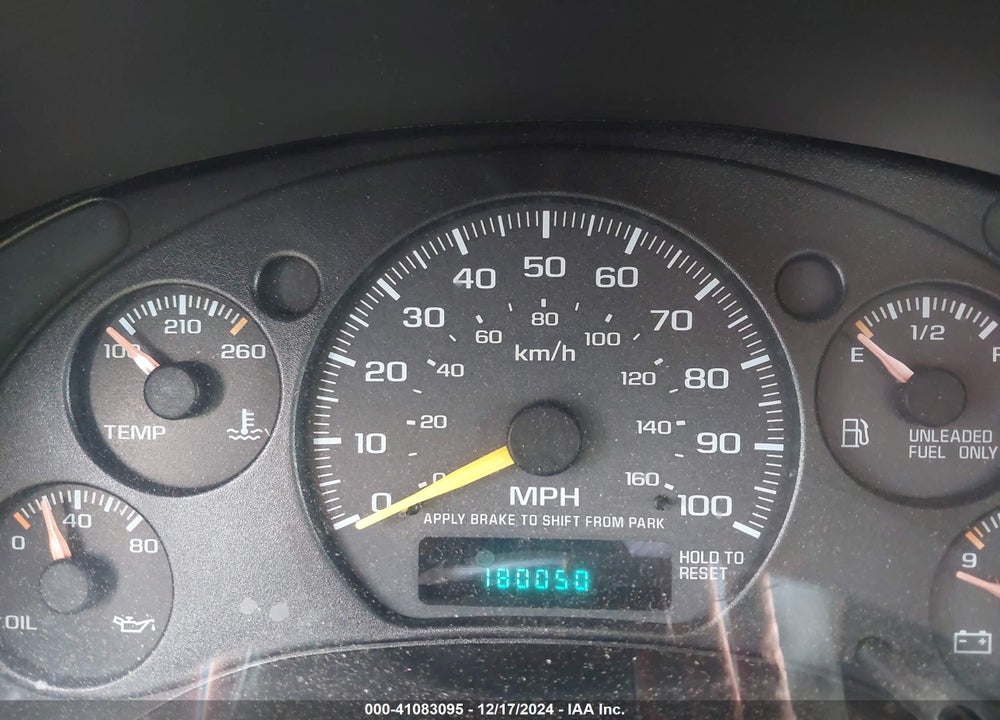1998 CHEVROLET S-10 LS FLEETSIDE VIN: 1GCCS19X8W8191724