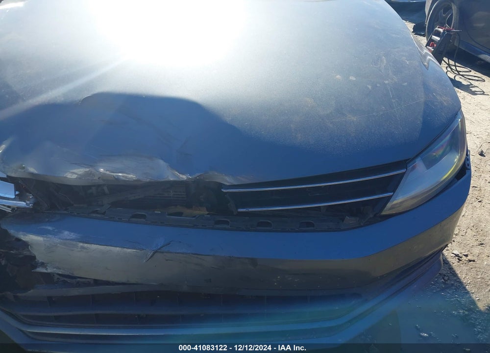 2018 VOLKSWAGEN JETTA VIN: 3VW2B7AJ8JM222798
