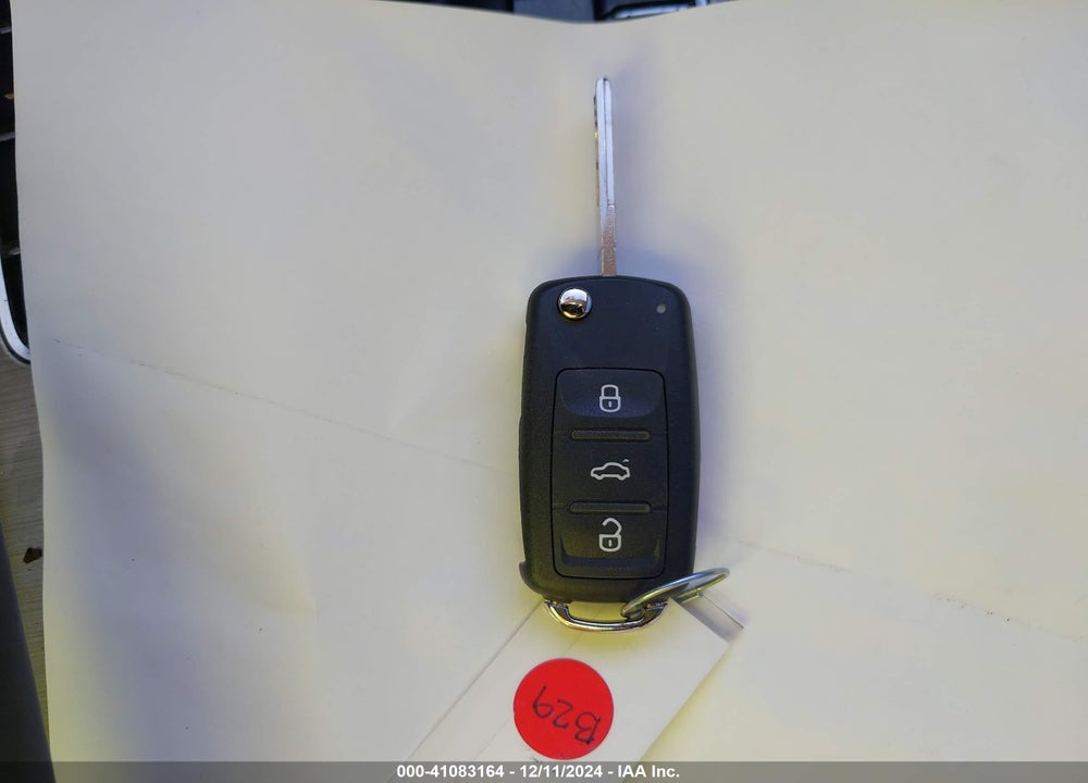 2014 VOLKSWAGEN PASSAT 1.8T SE VIN: 1VWBT7A38EC046616