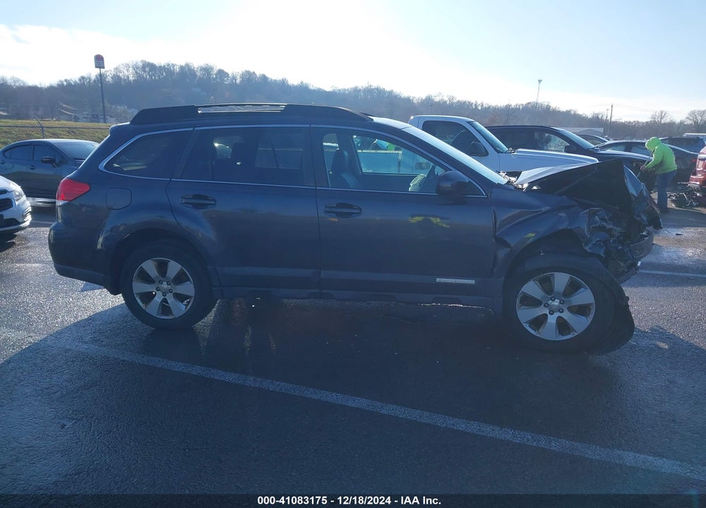 2011 SUBARU OUTBACK 2.5I LIMITED VIN: 4S4BRCKC0B3376184
