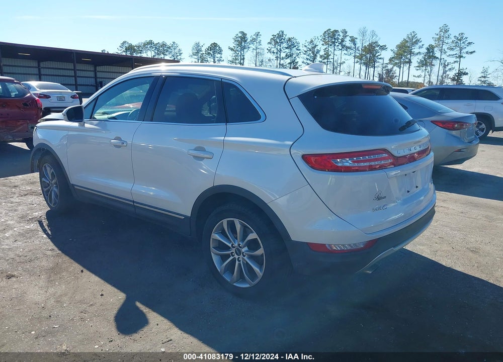 2016 LINCOLN MKC SELECT VIN: 5LMCJ2D93GUJ24077