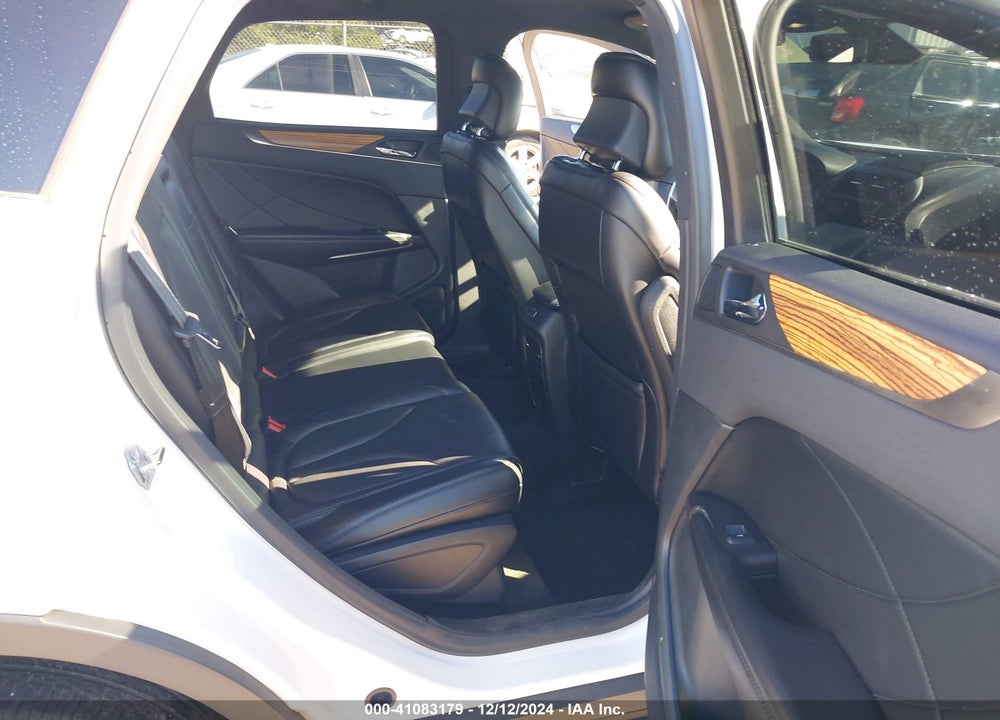 2016 LINCOLN MKC SELECT VIN: 5LMCJ2D93GUJ24077