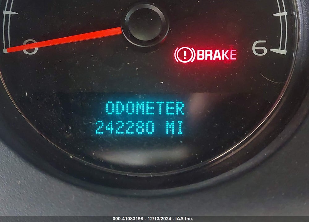 2010 GMC YUKON XL 1500 SLT VIN: 1GKUCKE07AR275931