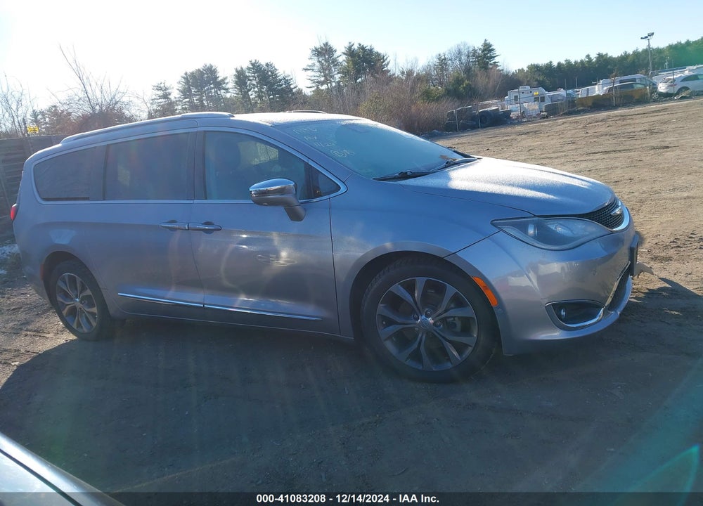2017 CHRYSLER PACIFICA LIMITED VIN: 2C4RC1GG2HR821867