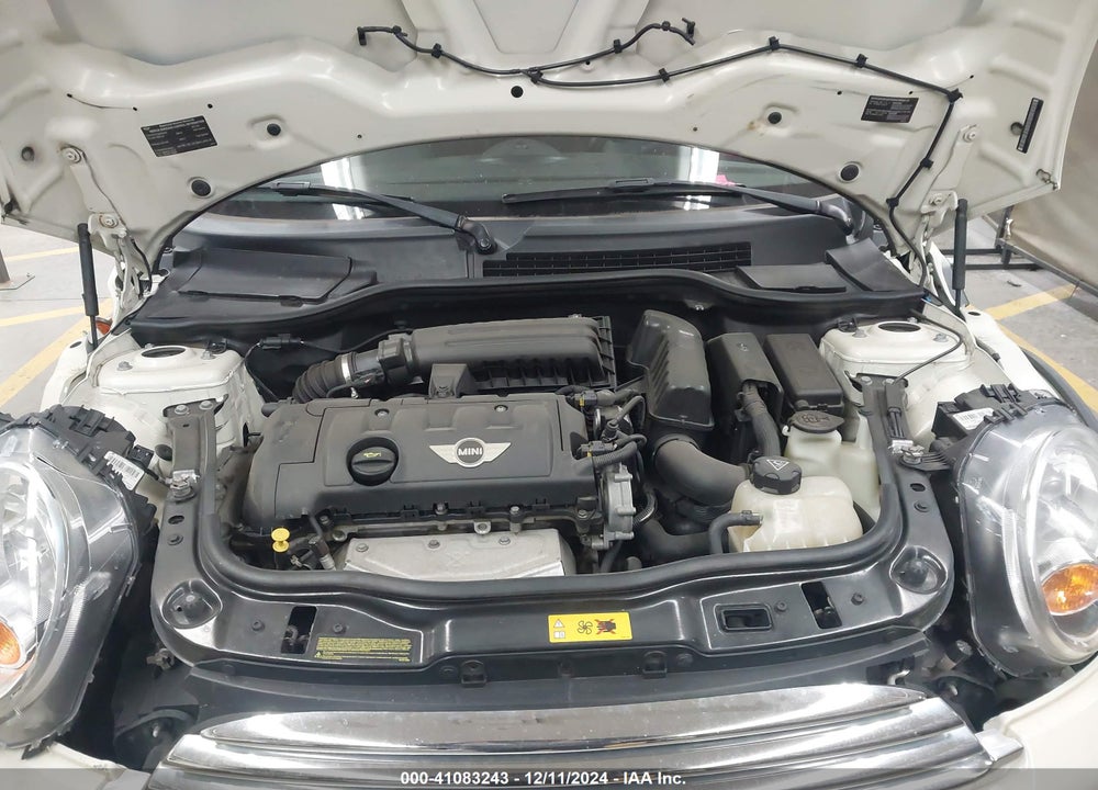 2013 MINI HARDTOP COOPER VIN: WMWSU3C50DT684829