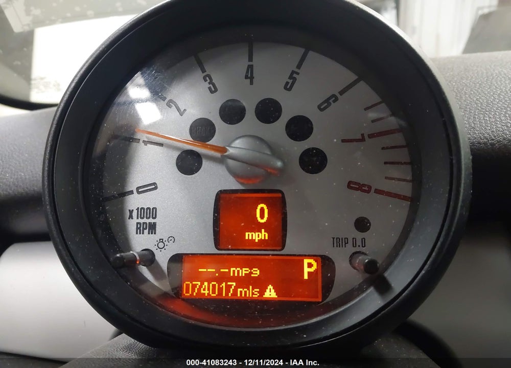 2013 MINI HARDTOP COOPER VIN: WMWSU3C50DT684829