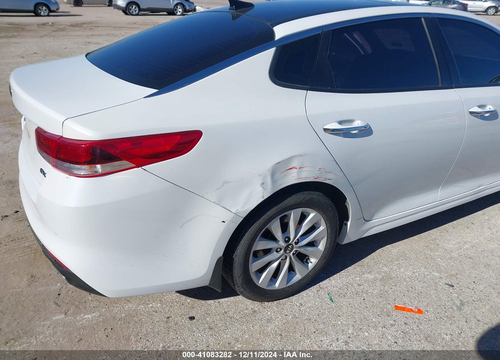 2016 KIA OPTIMA EX VIN: 5XXGU4L32GG093421