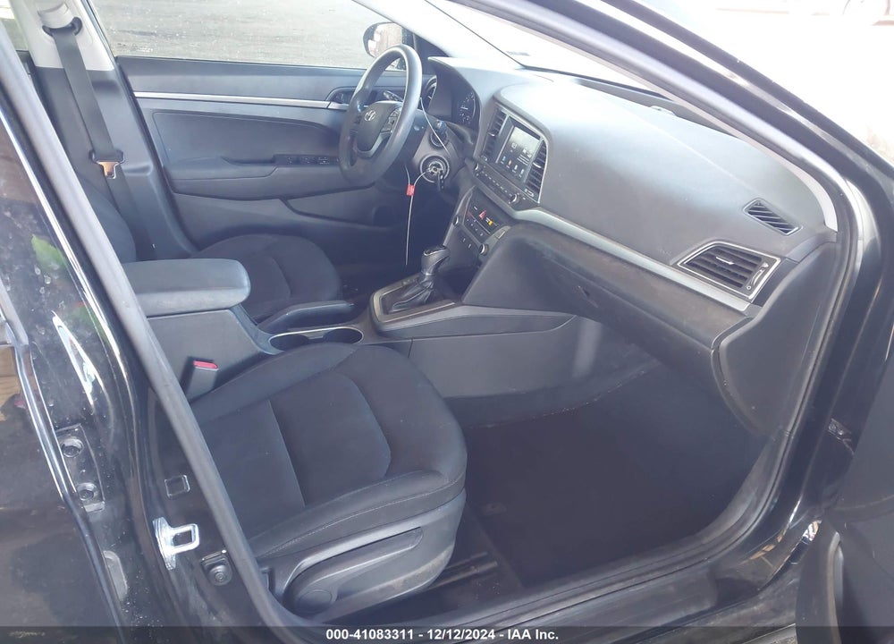 2018 HYUNDAI ELANTRA SE VIN: 5NPD74LF0JH380580