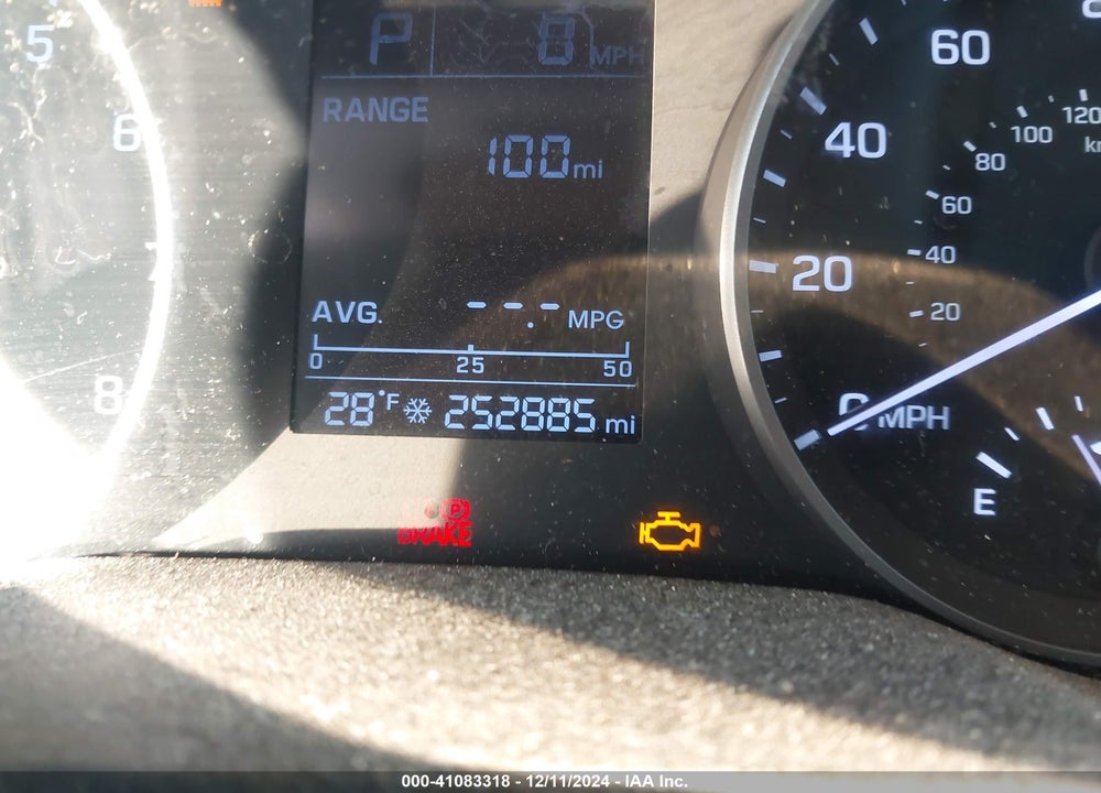 2018 HYUNDAI ELANTRA SE VIN: 5NPD74LF8JH400820