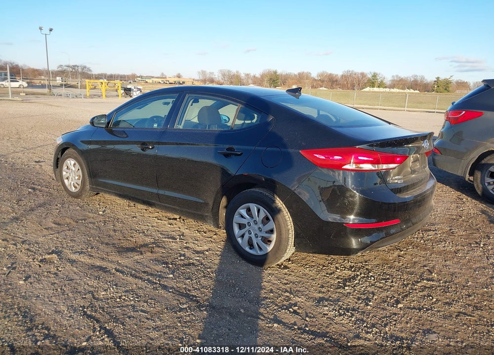 2018 HYUNDAI ELANTRA SE VIN: 5NPD74LF8JH400820
