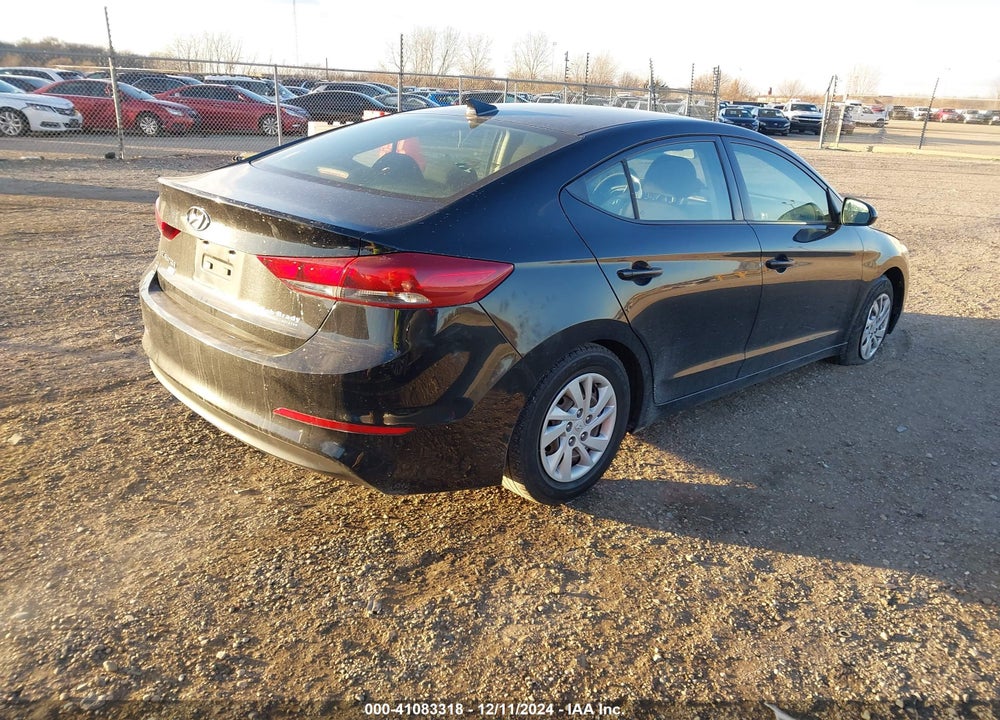 2018 HYUNDAI ELANTRA SE VIN: 5NPD74LF8JH400820