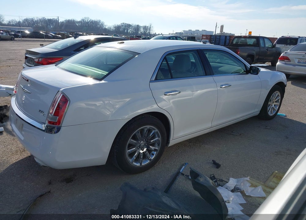 2011 CHRYSLER 300C VIN: 2C3CA6CT0BH515005
