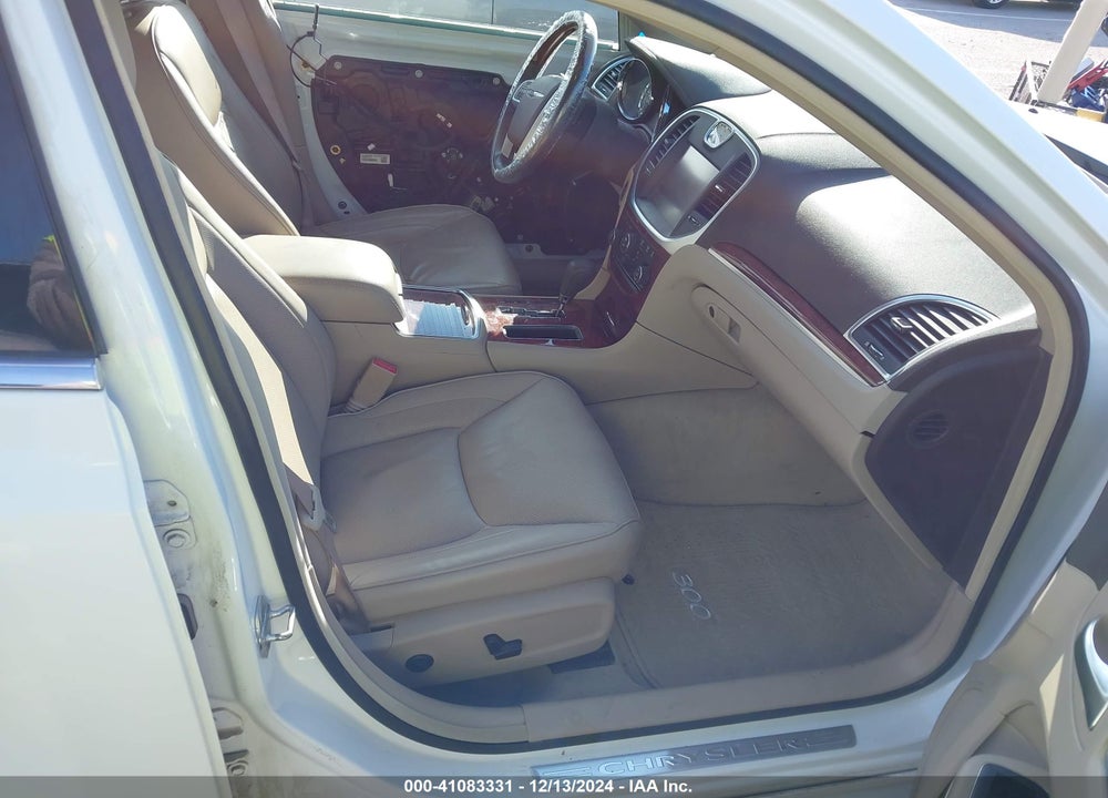 2011 CHRYSLER 300C VIN: 2C3CA6CT0BH515005