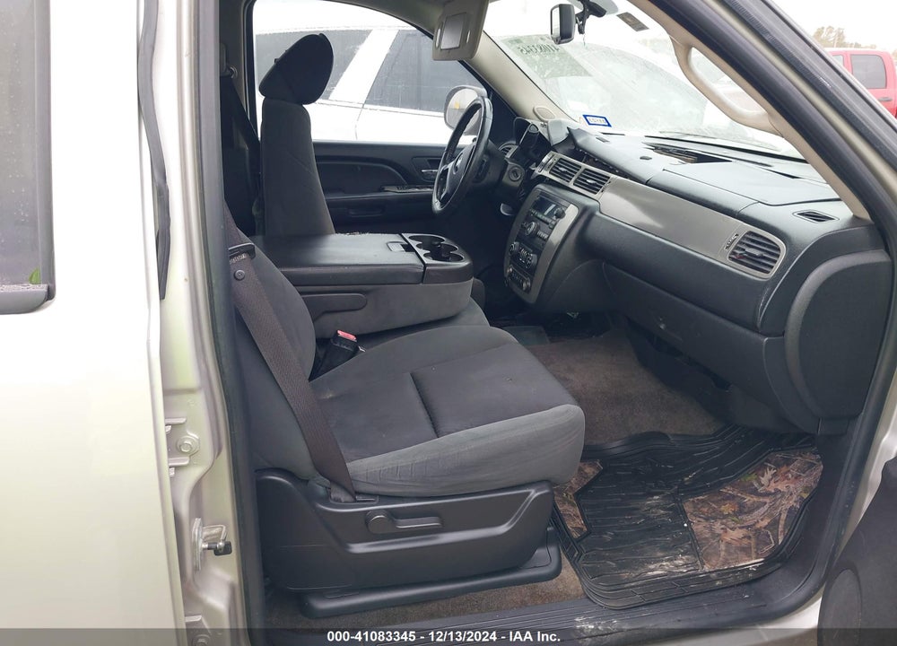 2009 CHEVROLET TAHOE LS VIN: 1GNEC13399R292465