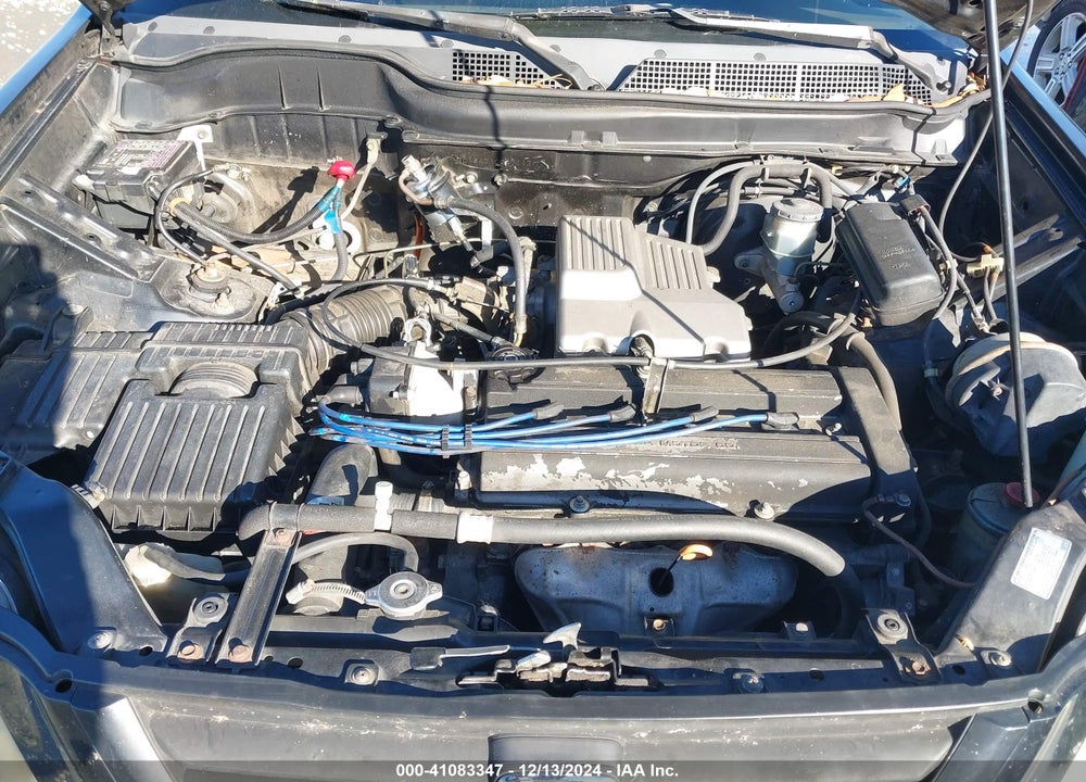2001 HONDA CR-V LX VIN: JHLRD18471C047117